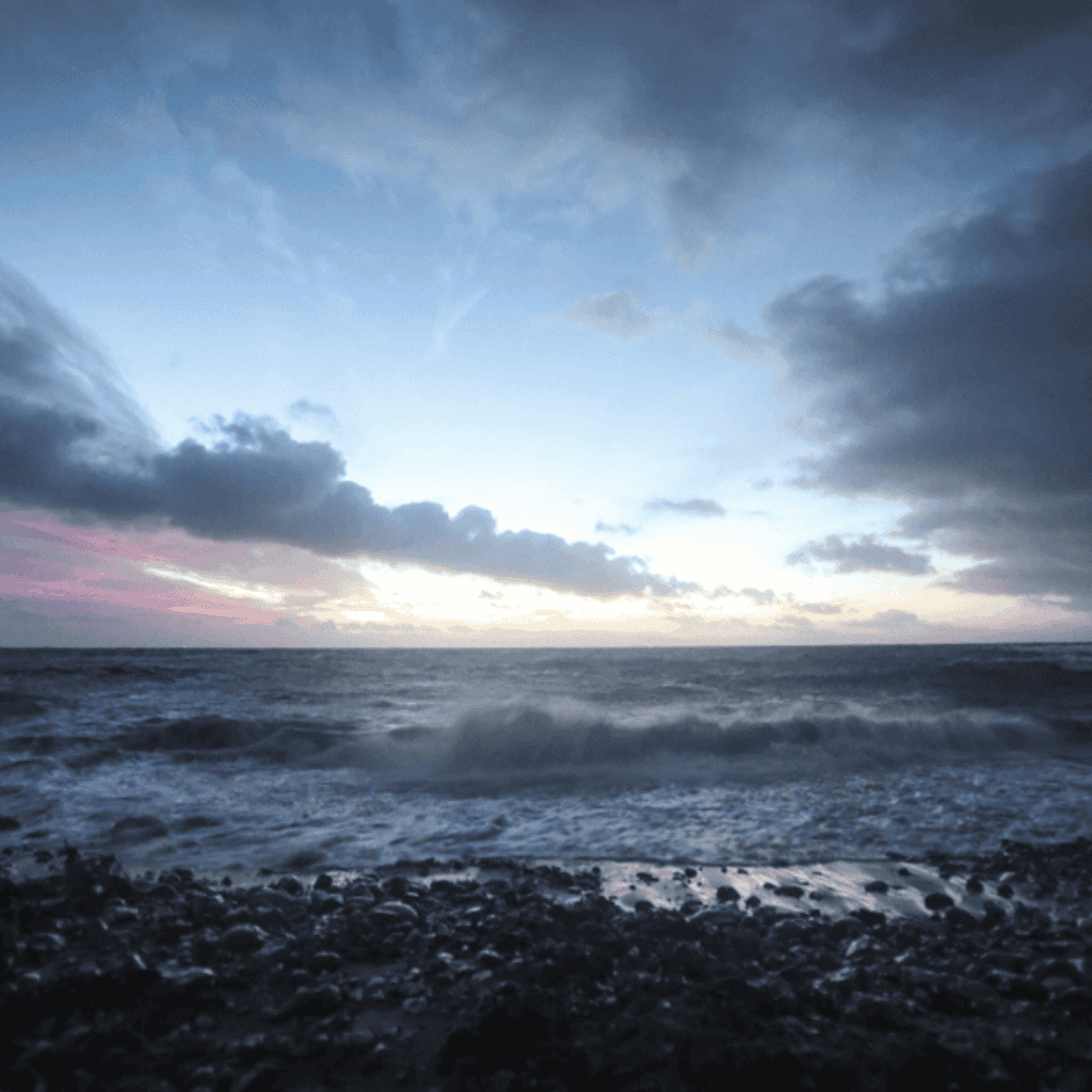 sunrise at the sea