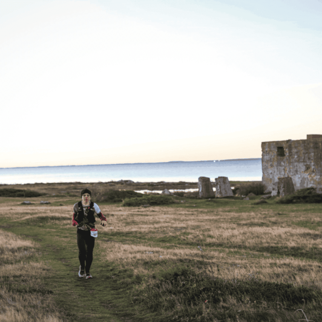 Runner on Bastads shore