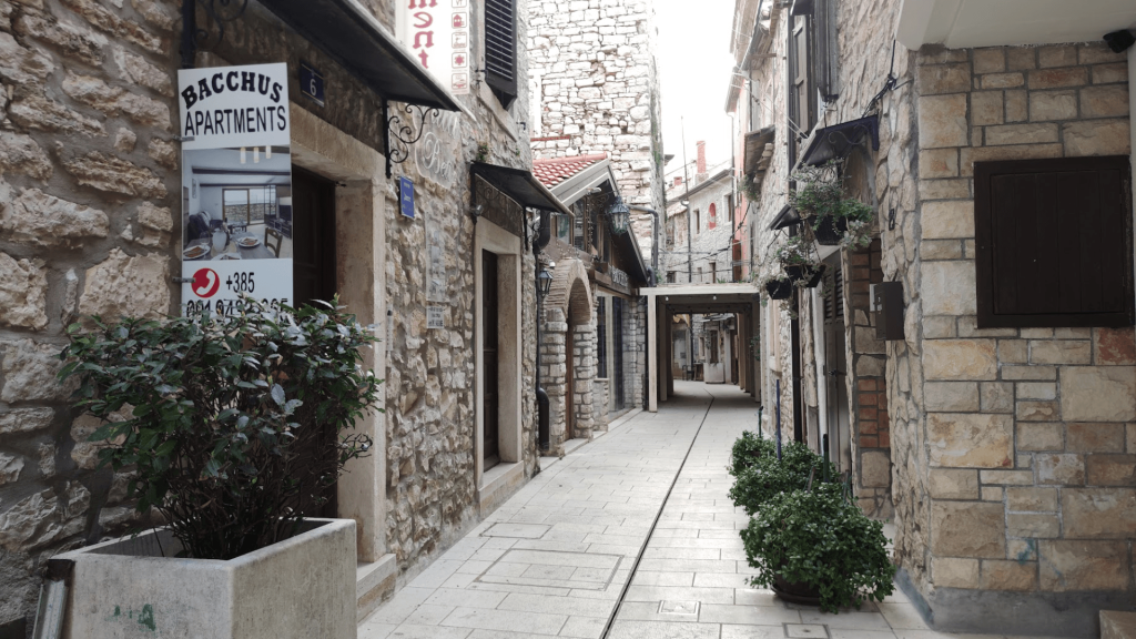 streets around the port of Umag